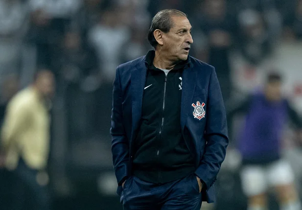 Ramón Díaz estreou com vitória no Corinthians