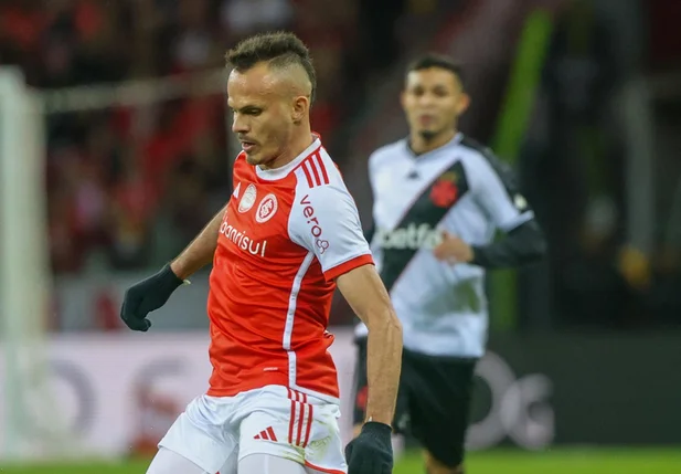 Renê, lateral do Internacional