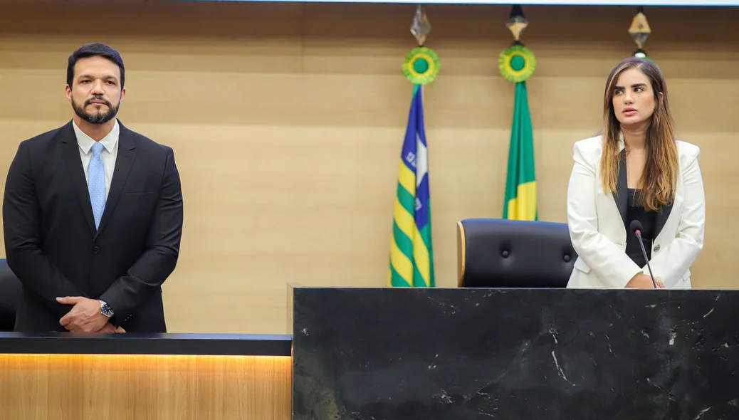 Solenidade aconteceu no plenário da Alepi