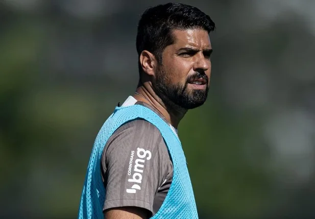 Técnico António Oliveira