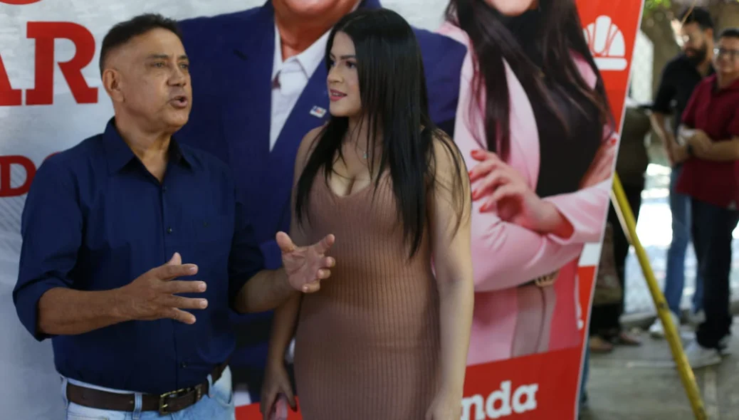 Telsírio Alencar e a candidata a vice