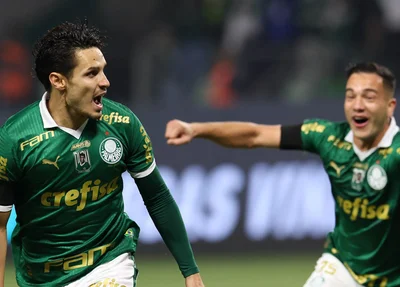 Veiga foi decisivo na vitória no Derby Paulista