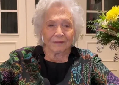 Atriz Nathalia Timberg é diagnosticada com covid-19 aos 95 anos