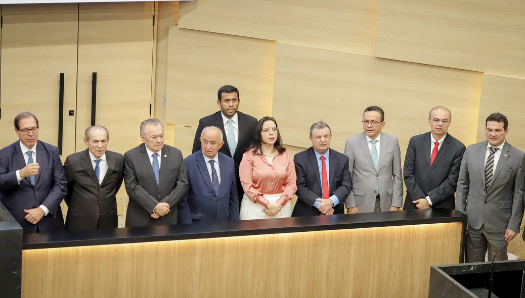 Autoridades participaram do evento