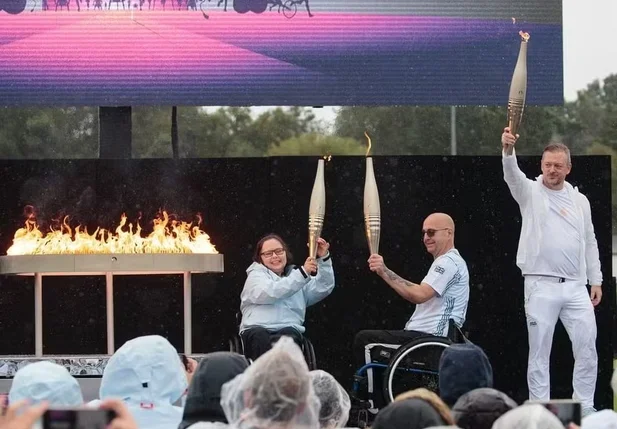 Chama Paralímpica foi acesa na cidade de Stoke Mandeville