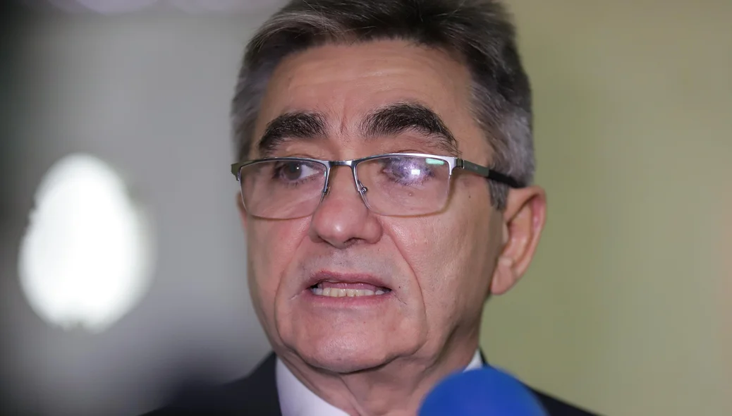 Corregedor do TRE-PI, desembargador Ricardo Gentil Eulálio