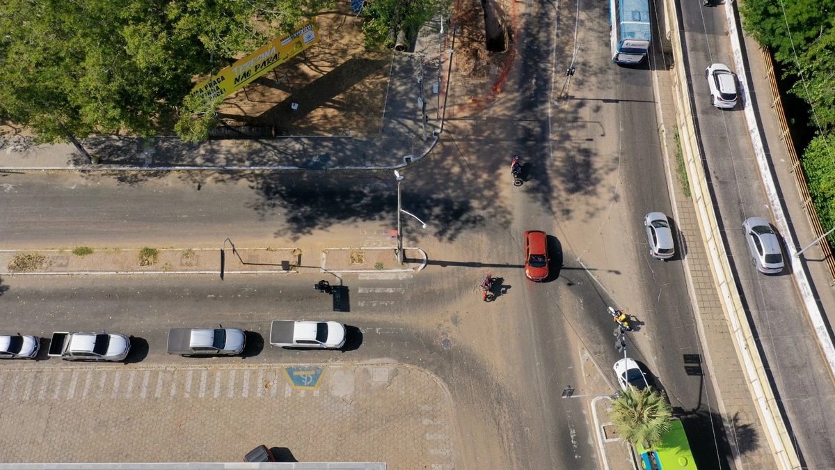 Entrocamento da Avenida Maranhão com a José dos Santos e Silva