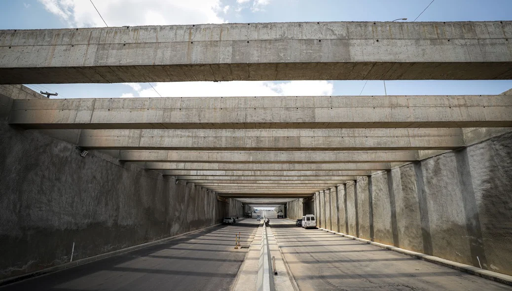 Estrutura do rebaixamento da Avenida João XXIII em Teresina
