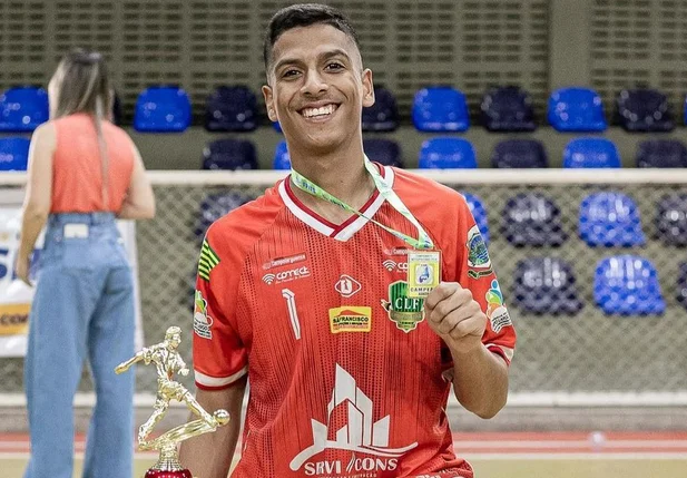 Goleiro Nicolas