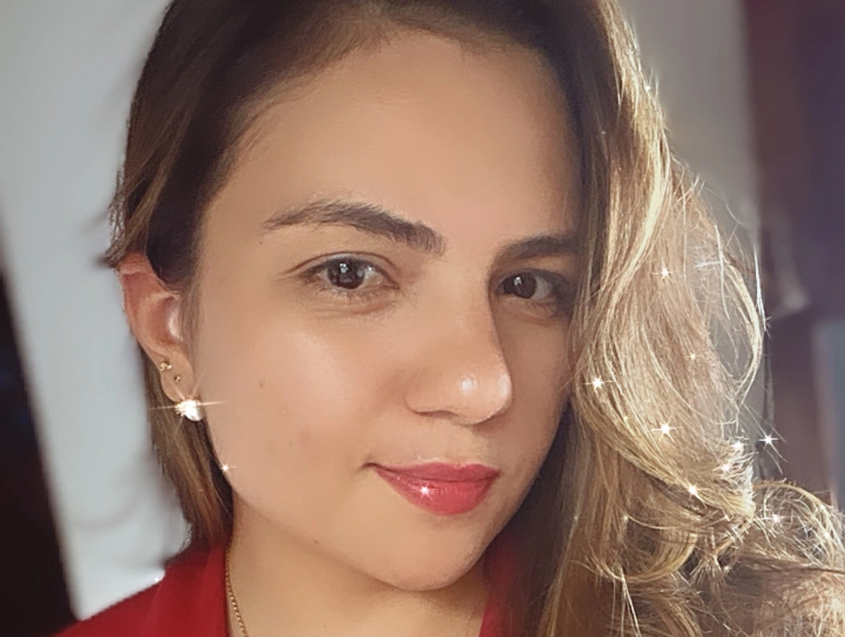 Médica piauiense identificada como Aline Portela Barros