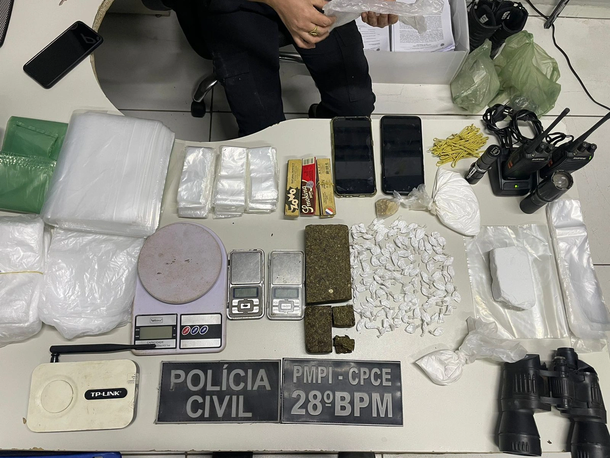 Mulher é presa em operação contra tráfico de drogas em Canto do Buriti