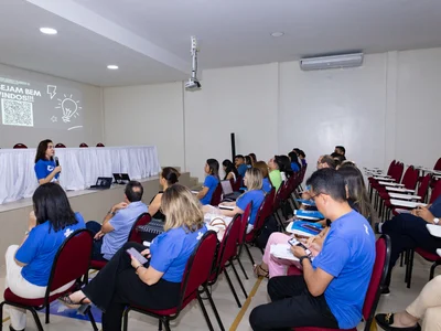 O evento aconteceu auditório Fátima Sales