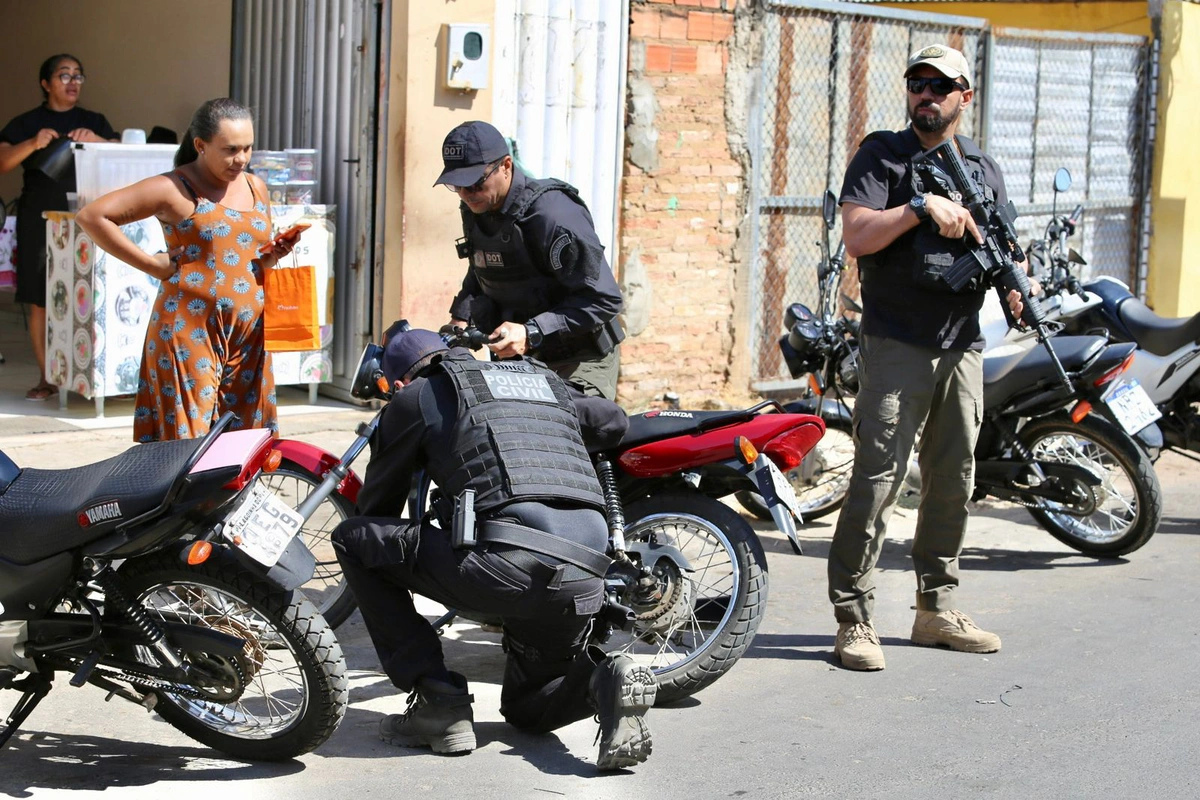 Operação Rastreados em Água Branca