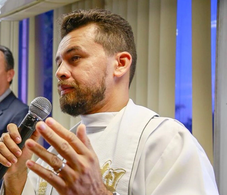 Padre Jardel Moreira dos Reis