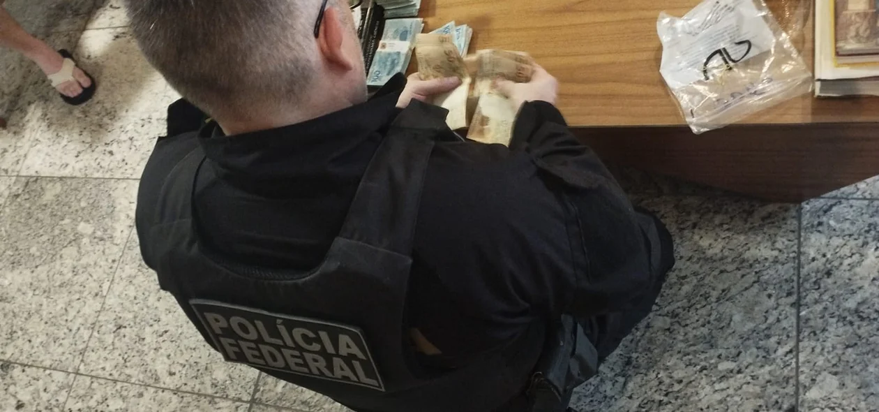 PF apreende grande quantidade de dinheiro em espécie