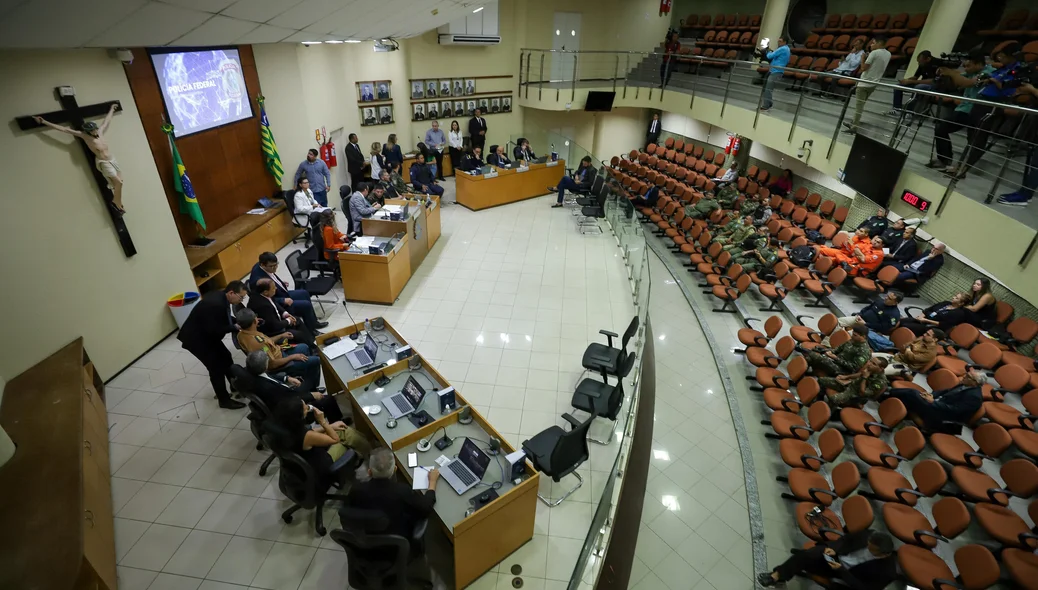 Reunião realizada no plenário do TRE-PI