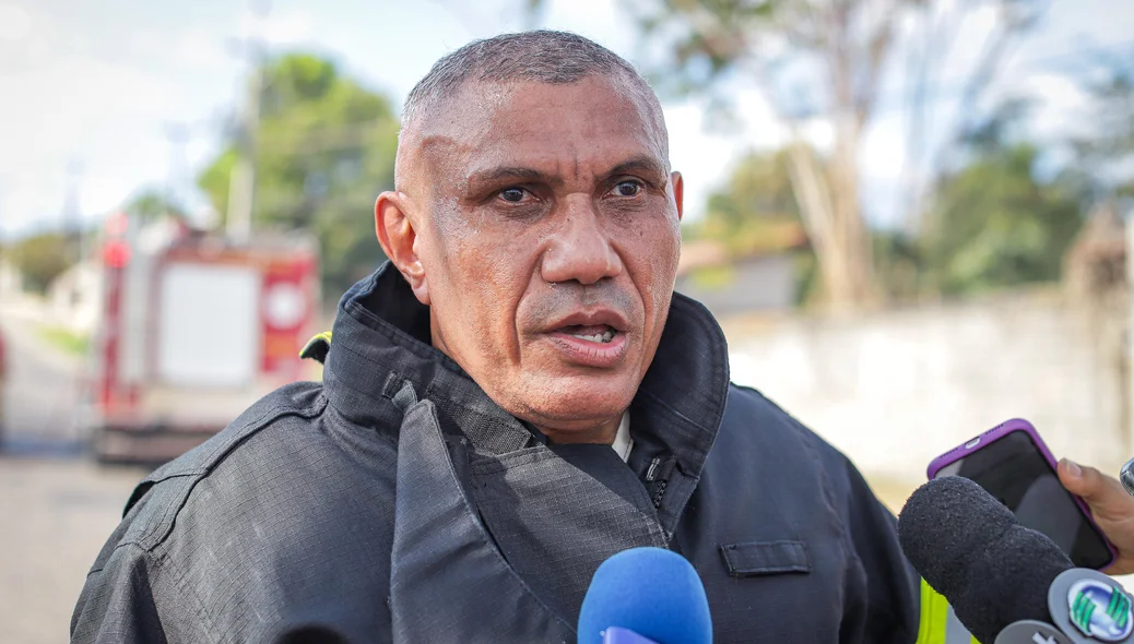 Tenente Ricardo do Corpo de Bombeiros