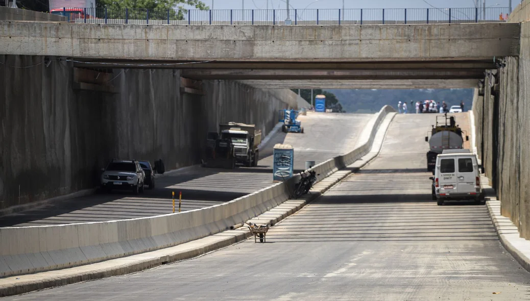 Últimos detalhes para finalizar as obras de rebaixamento da Avenida João XXIII