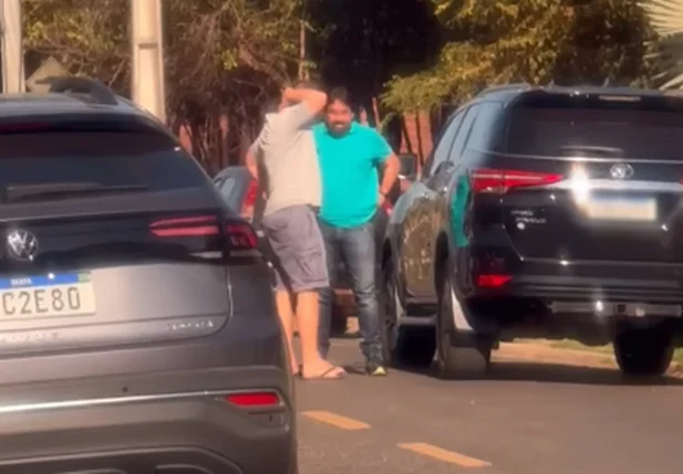 Veja o momento que empresário entrega propina ao promotor de justiça em Teresina