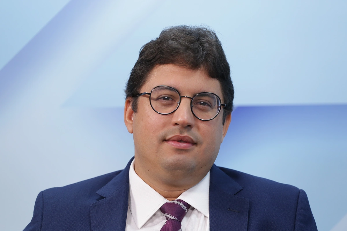 Advogado Carlos Júnior