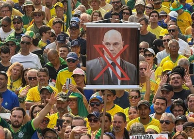 Manifestação contra Alexandre de Moraes na Avenida Paulista