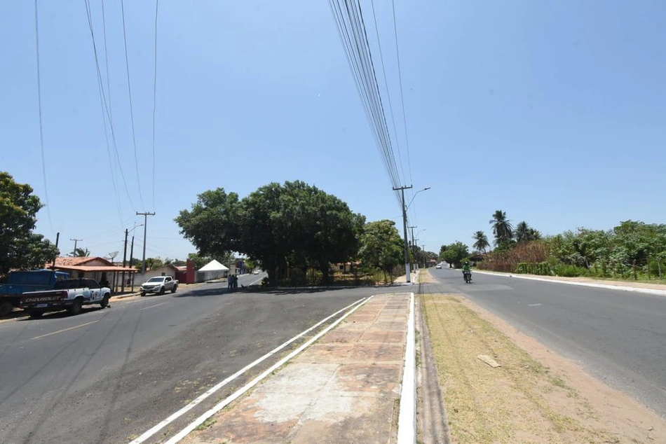Rua pavimentada