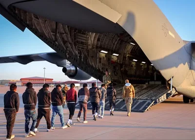A aeronave, que partiu dos Estados Unidos, tem previsão de pouso às 20h