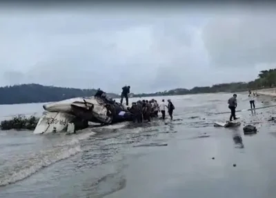 Avião explodiu na praia de Ubatuba