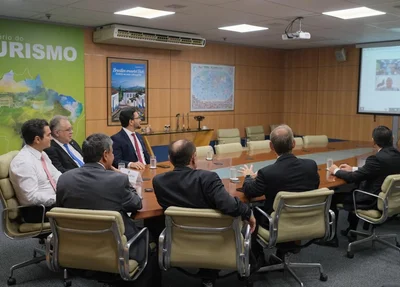 Bancada federal em reunião com presidente da Azul Linhas Aéreas