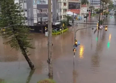 Chuvas atingiram bairros de Porto Alegre