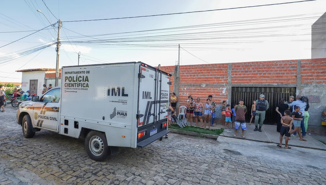 Corpo de Josennyr foi removido pelo IML