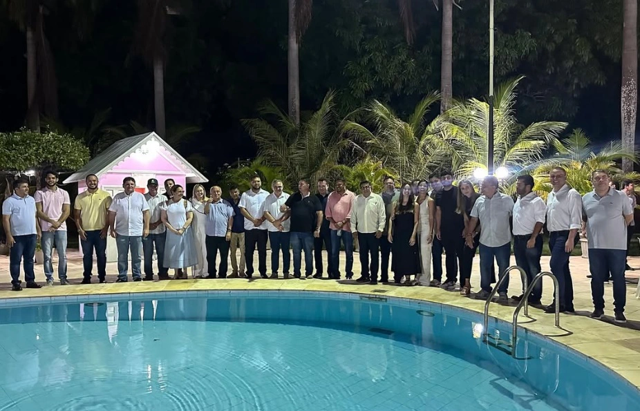 Deputado Júlio César reúne vereadores