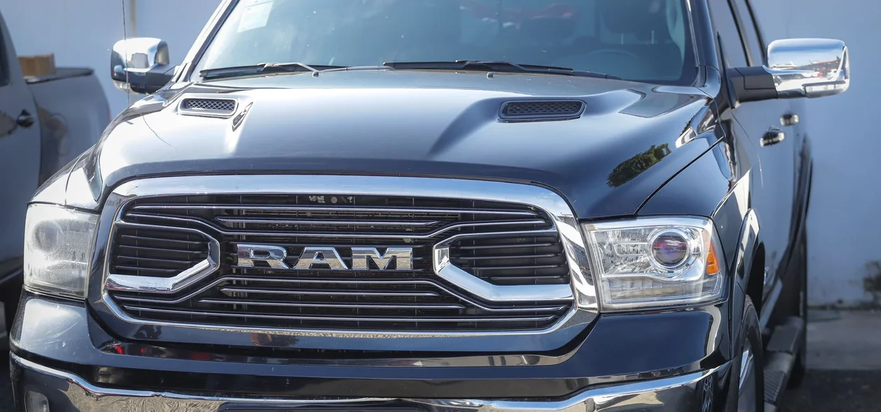 Dodge RAM apreendida
