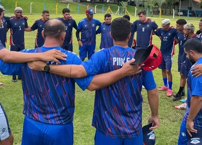 Elenco sub-20 do Piauí reunido para a Copinha