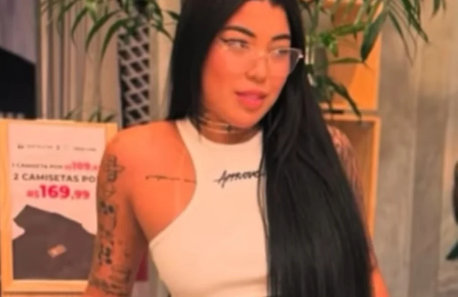 Influencer Ana Azevedo
