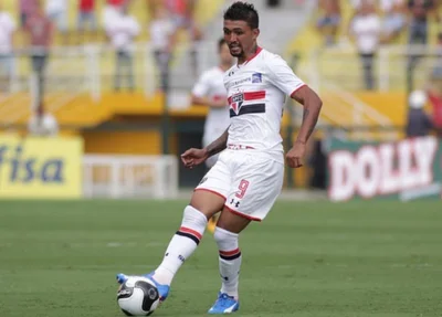 Kieza, atacante ex-São Paulo