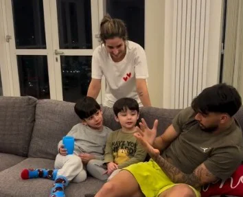 Paquetá xinga esposa durante brincadeira com os filhos
