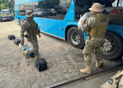 Policiais da FEISP