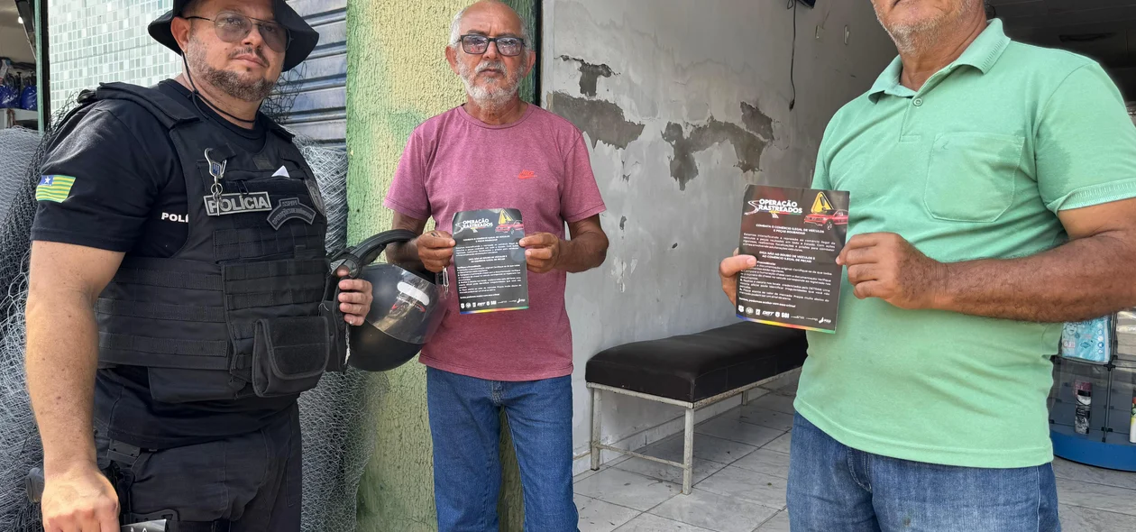 População recebeu panfletos socioeducativos