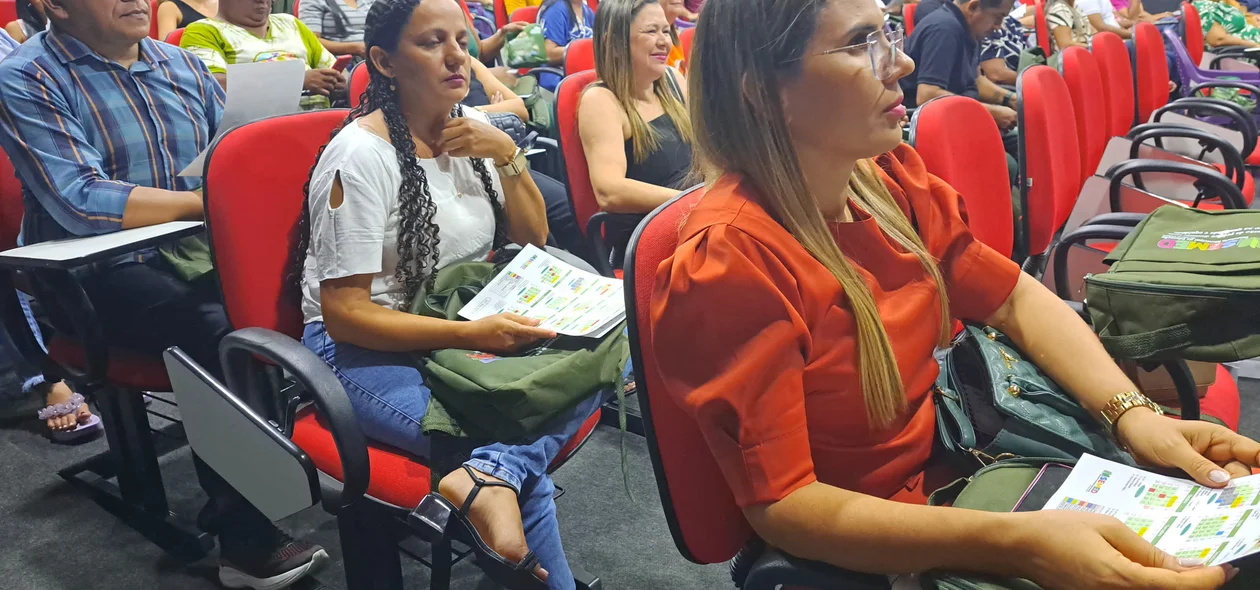 Profissionais no local