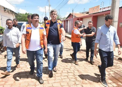 Rafael Fonteles vistoria áreas afetadas pelas chuvas em Picos