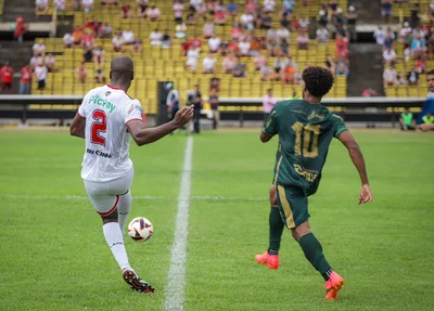 River x Altos em partida do campeonato piauiense