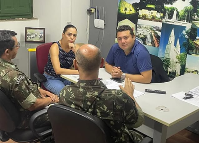 Sílvio Mendes nomeia equipe do Gabinete Militar da Prefeitura