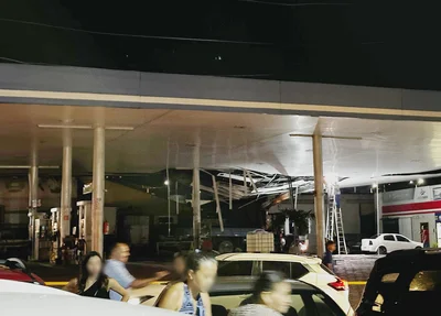 Teto de posto de combustíveis desabou