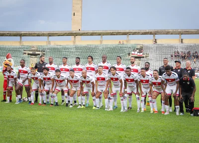 Time do River-PI em jogo no Albertão