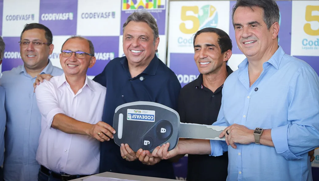 A entrega ocorreu nesta quinta-feira (30)