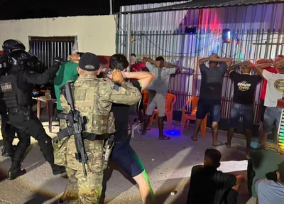 Ação policial no baile de reggae na Vila Dagmar Mazza