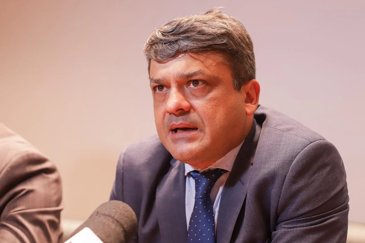 Advogado Edson Araújo