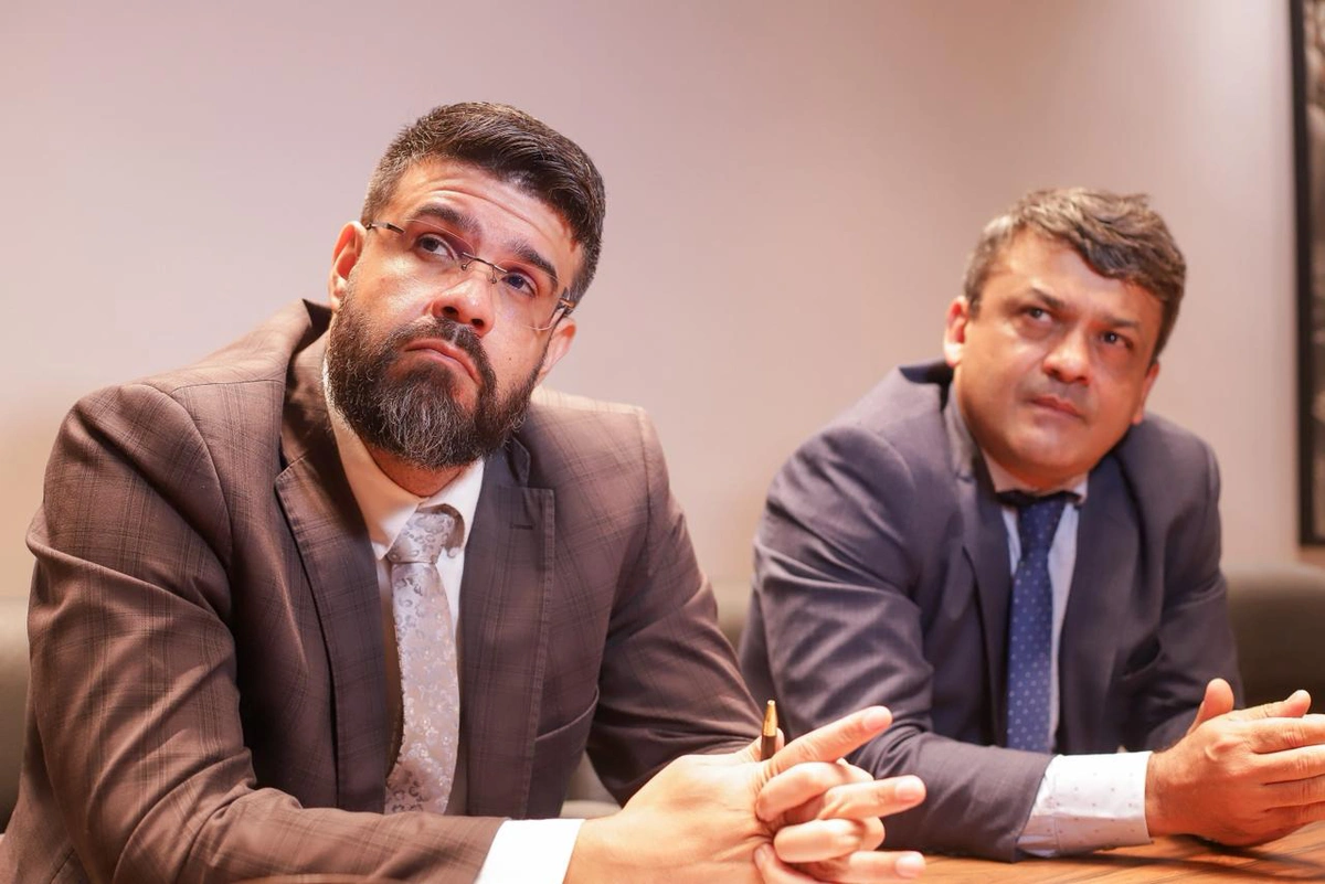 Advogados Samuel Castelo Branco e Edson Araújo