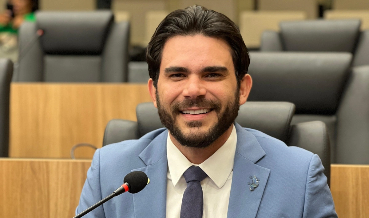 Alepi terá luzes roxas em homenagem às pessoas com Síndrome de Rett após requerimento do deputado Dr. Marcus Kalume